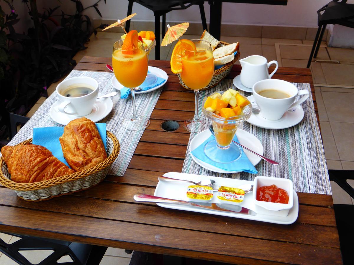 Hotel Clair De Lune ดาการ์ ภายนอก รูปภาพ